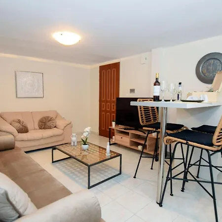 Relaxingardenapt Appartement *